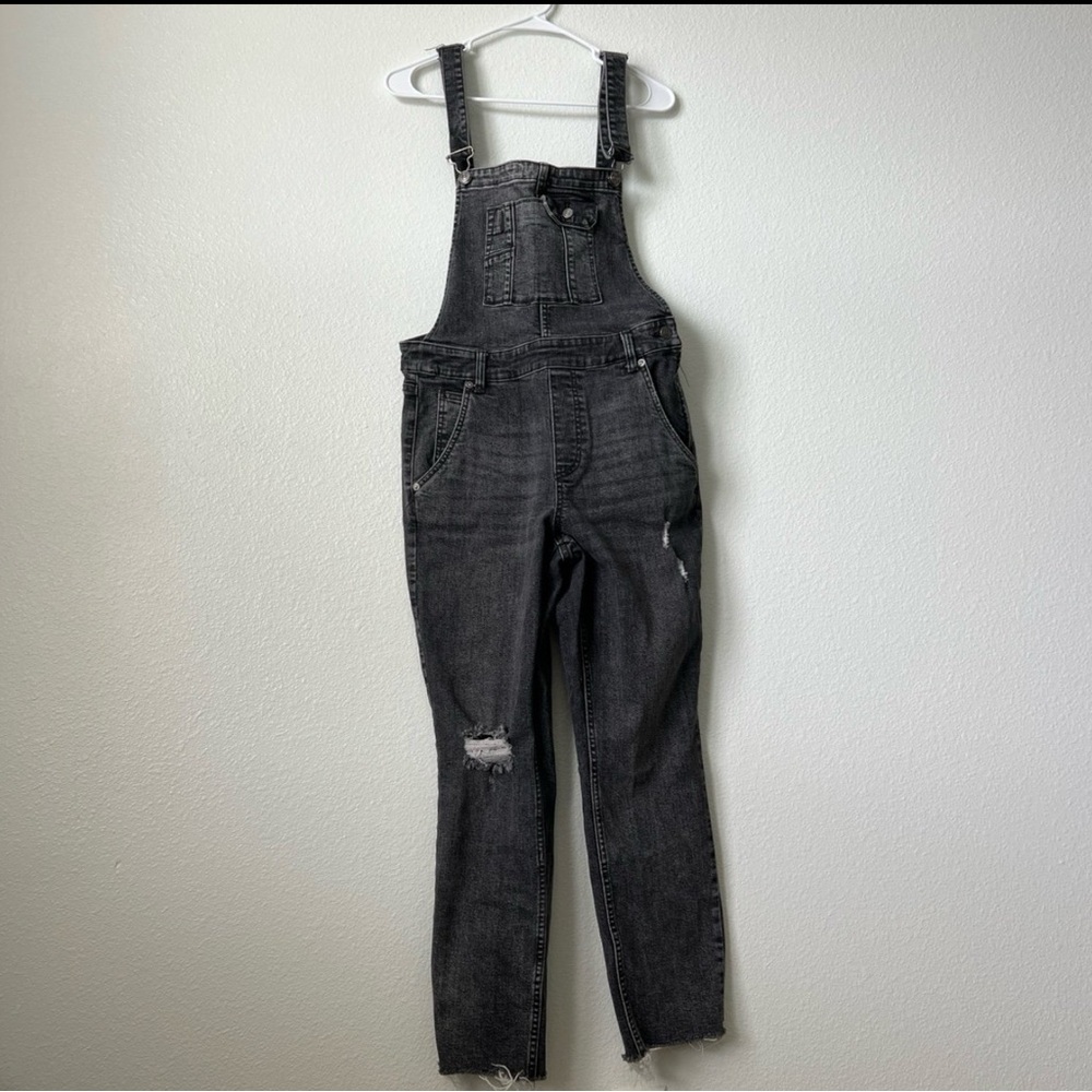 We The Free Dark Gray Denim Overalls Size 30
